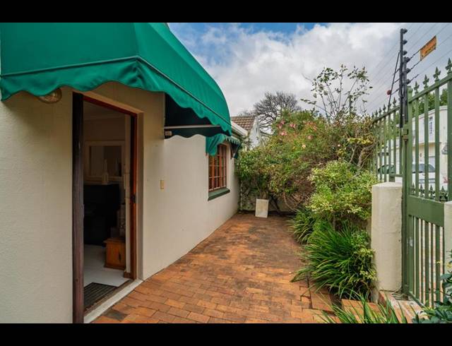 3 BEDROOM HOUSE FOR SALE IN RONDEBOSCH